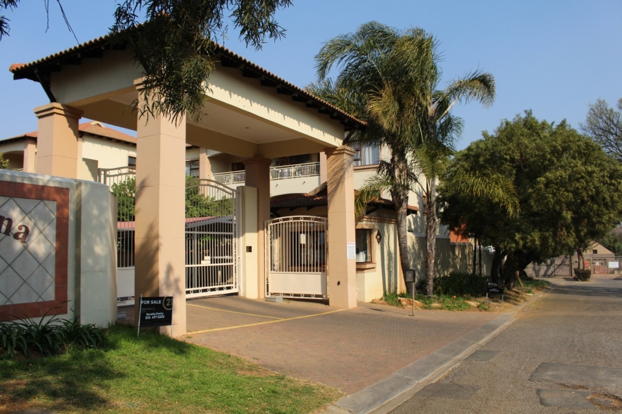 2 Bedroom Property for Sale in Woodmead Gauteng