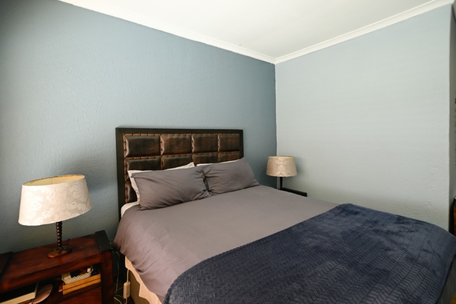 1 Bedroom Property for Sale in Annlin Gauteng