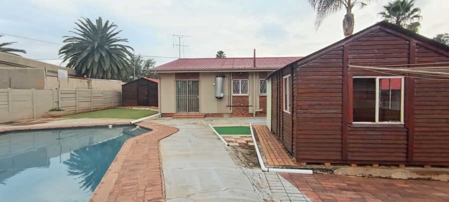 3 Bedroom Property for Sale in Edelweiss Gauteng