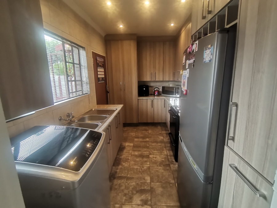 3 Bedroom Property for Sale in Mayberry Park Gauteng