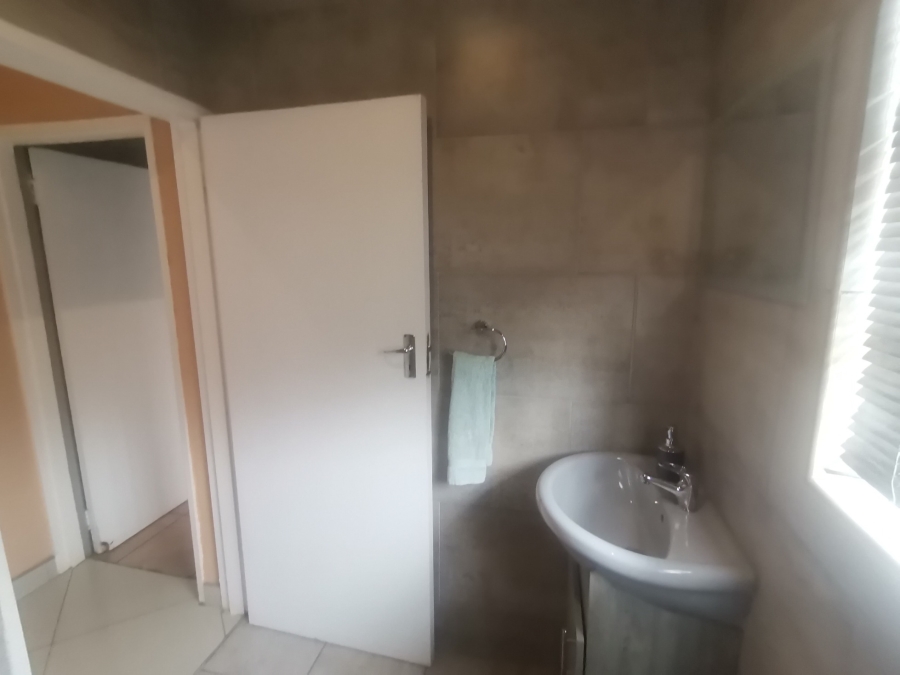 3 Bedroom Property for Sale in Mayberry Park Gauteng