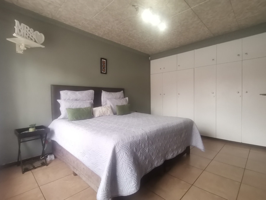 3 Bedroom Property for Sale in Mayberry Park Gauteng