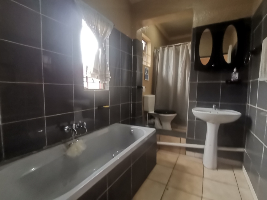 3 Bedroom Property for Sale in Mayberry Park Gauteng