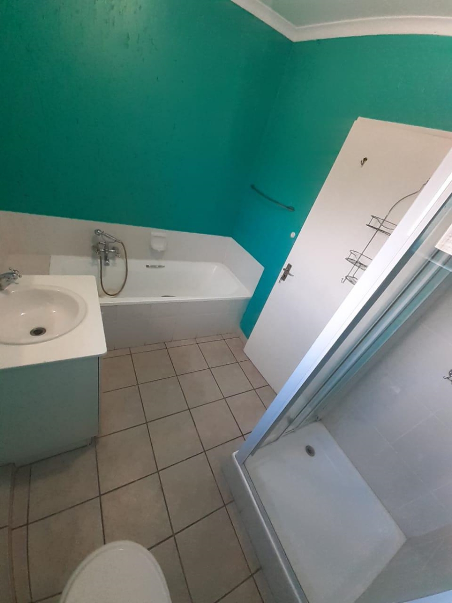 2 Bedroom Property for Sale in Ferndale Gauteng
