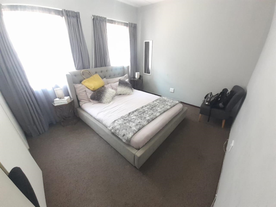 2 Bedroom Property for Sale in Ferndale Gauteng
