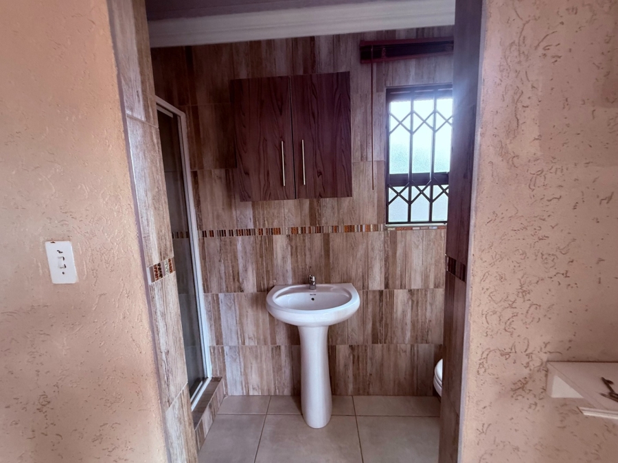 3 Bedroom Property for Sale in Meredale Gauteng