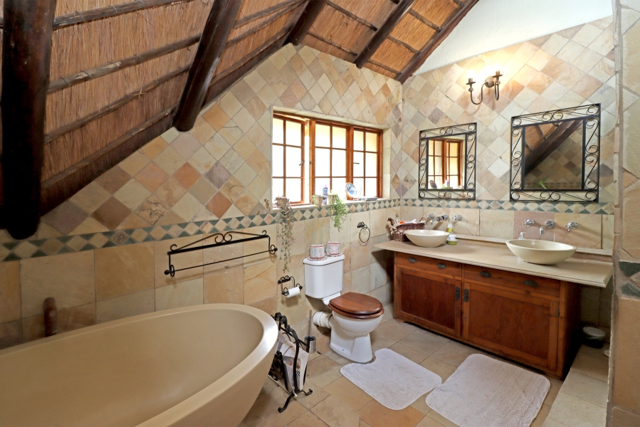 4 Bedroom Property for Sale in Sun Valley Gauteng