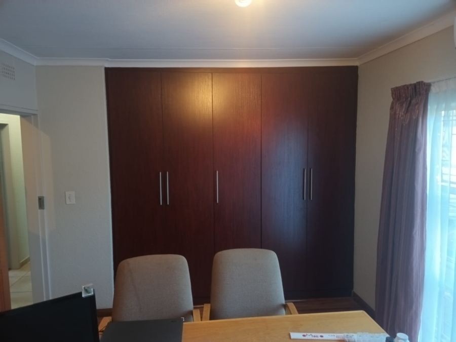 4 Bedroom Property for Sale in Sunward Park Gauteng