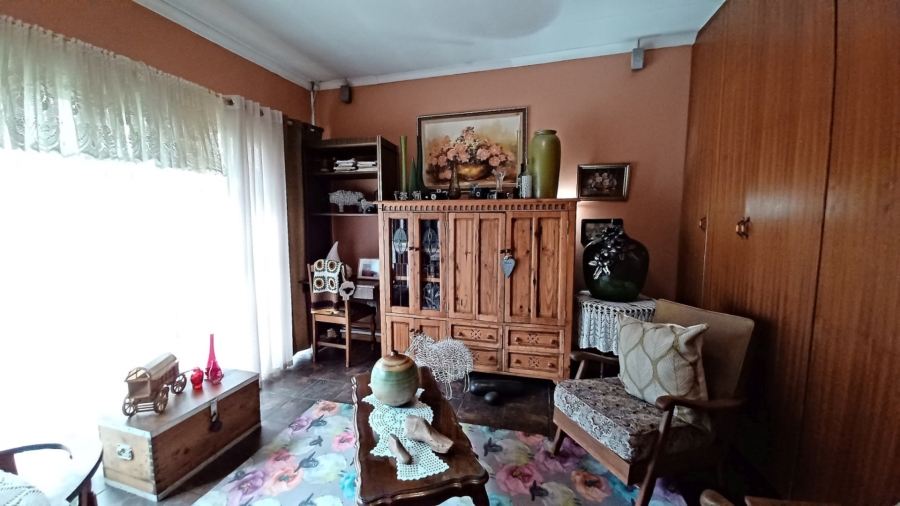 5 Bedroom Property for Sale in Vanderbijlpark SE 2 Gauteng