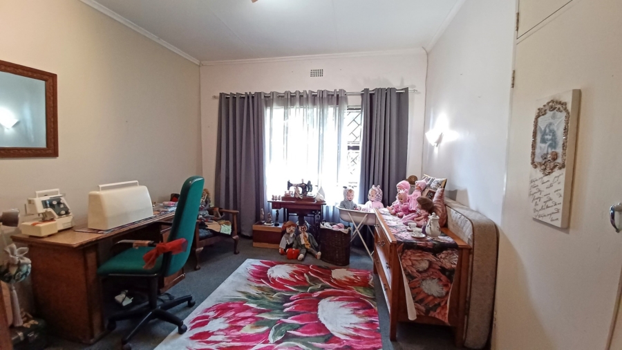 5 Bedroom Property for Sale in Vanderbijlpark SE 2 Gauteng