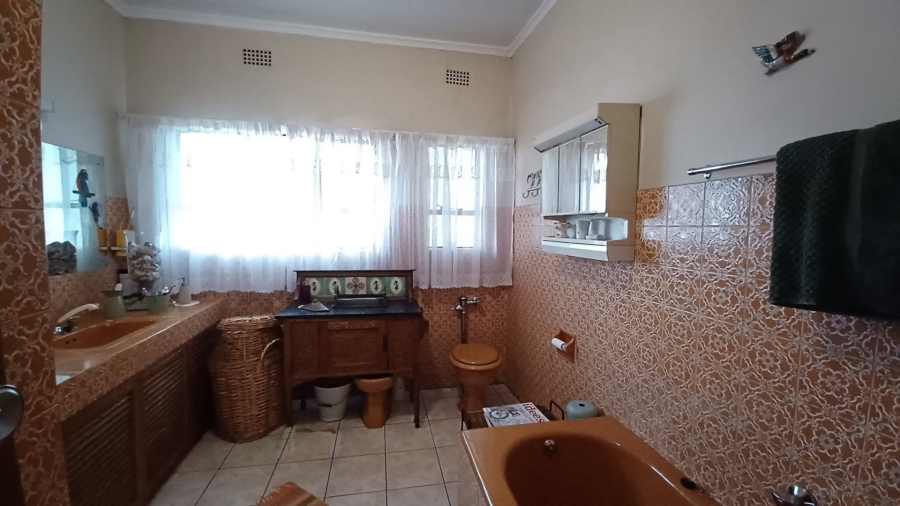 5 Bedroom Property for Sale in Vanderbijlpark SE 2 Gauteng
