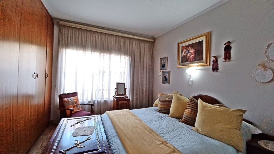 5 Bedroom Property for Sale in Vanderbijlpark SE 2 Gauteng