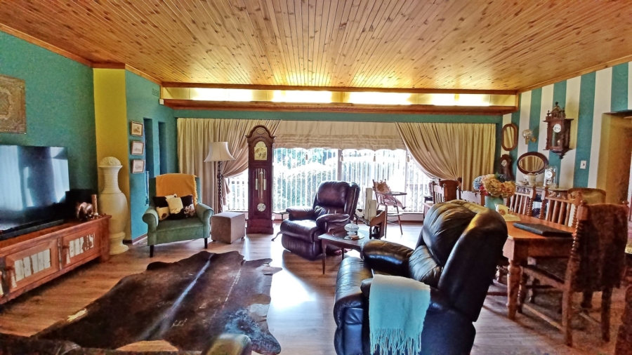 5 Bedroom Property for Sale in Vanderbijlpark SE 2 Gauteng