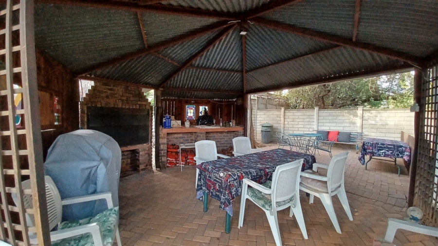 5 Bedroom Property for Sale in Vanderbijlpark SE 2 Gauteng