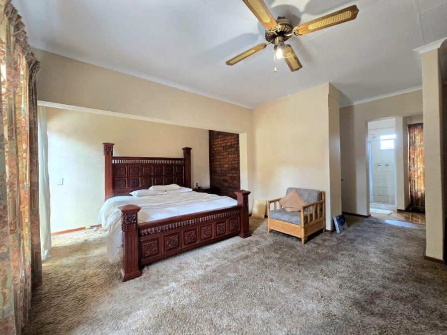 5 Bedroom Property for Sale in Meyersdal Gauteng