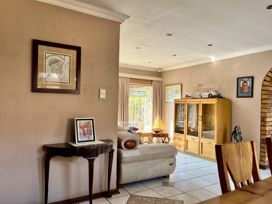 3 Bedroom Property for Sale in Dalpark Proper Gauteng