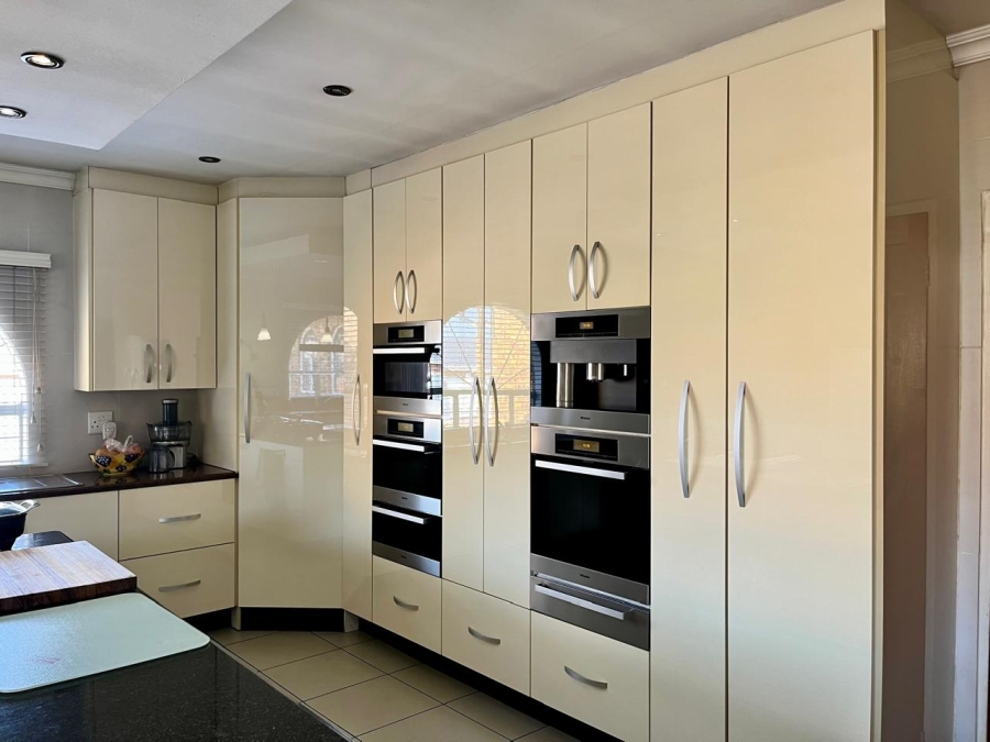 3 Bedroom Property for Sale in Dalpark Proper Gauteng