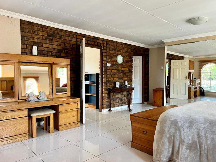3 Bedroom Property for Sale in Dalpark Proper Gauteng