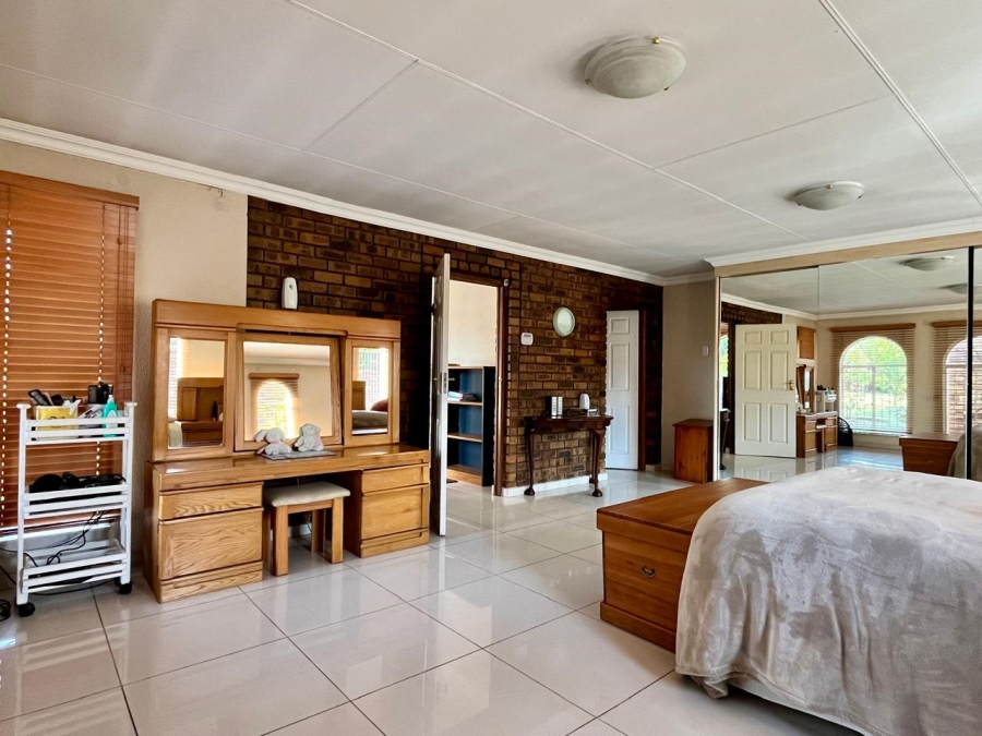 3 Bedroom Property for Sale in Dalpark Proper Gauteng
