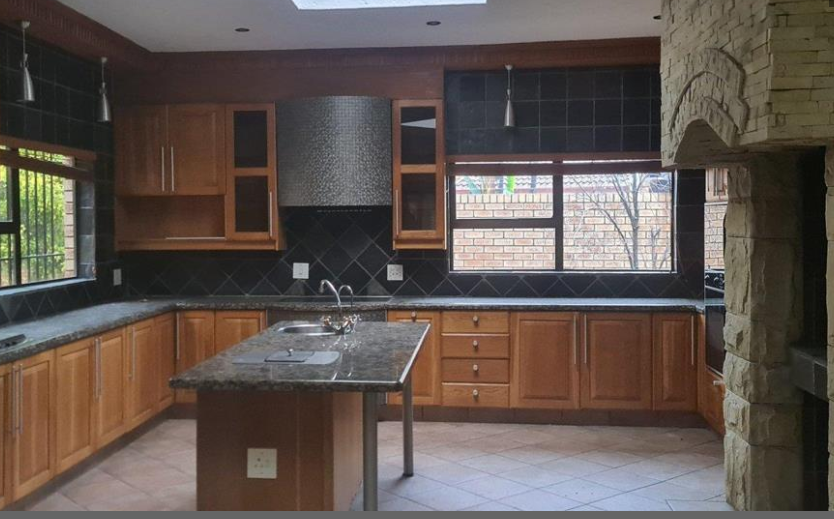 5 Bedroom Property for Sale in Meyersdal Gauteng