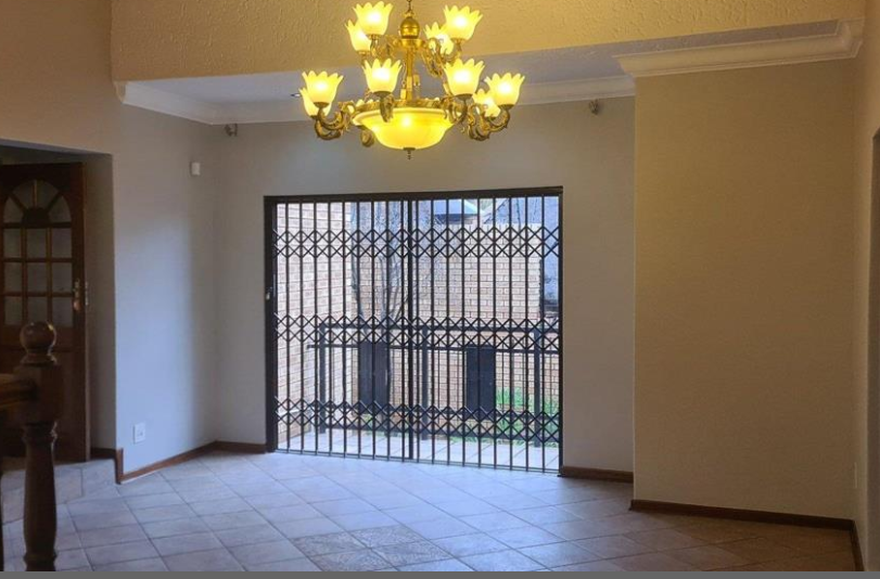 5 Bedroom Property for Sale in Meyersdal Gauteng