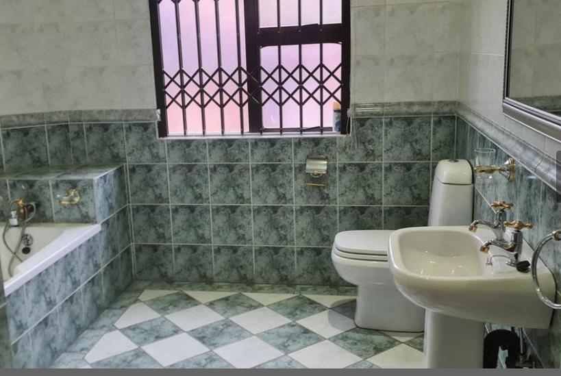5 Bedroom Property for Sale in Meyersdal Gauteng