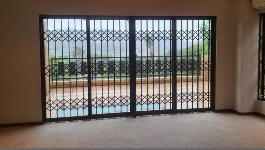 5 Bedroom Property for Sale in Meyersdal Gauteng