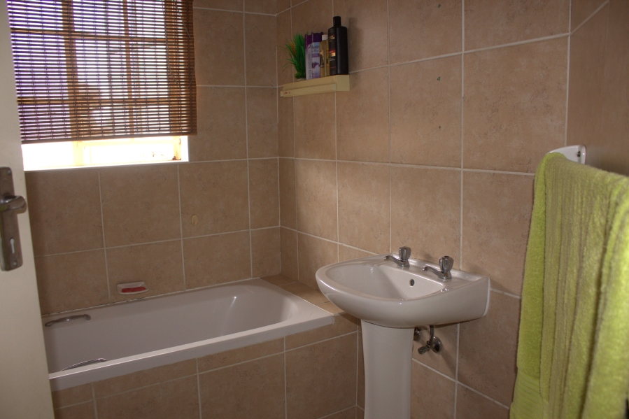 3 Bedroom Property for Sale in Terenure Gauteng