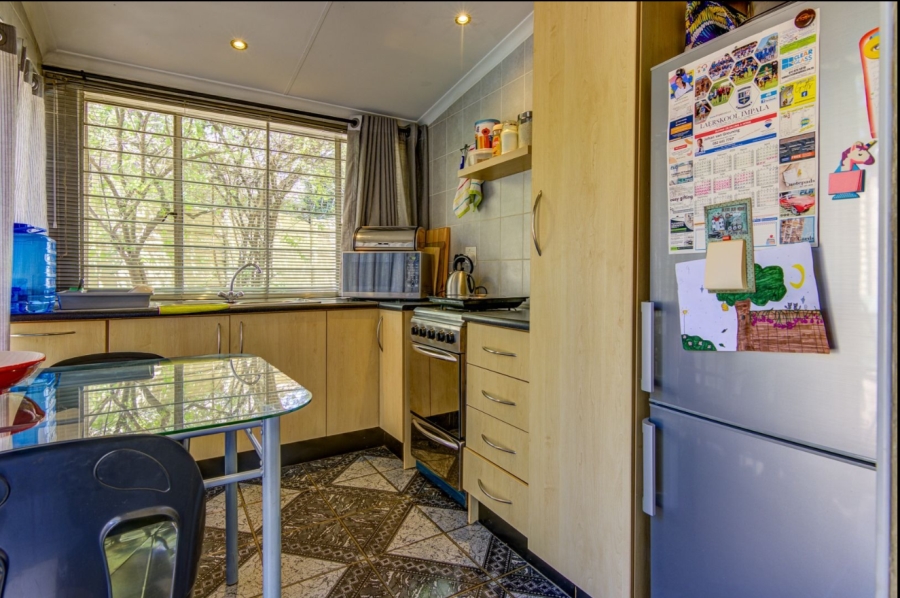 8 Bedroom Property for Sale in Van Riebeeck Park Gauteng