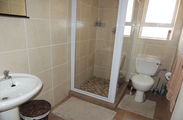 8 Bedroom Property for Sale in Van Riebeeck Park Gauteng