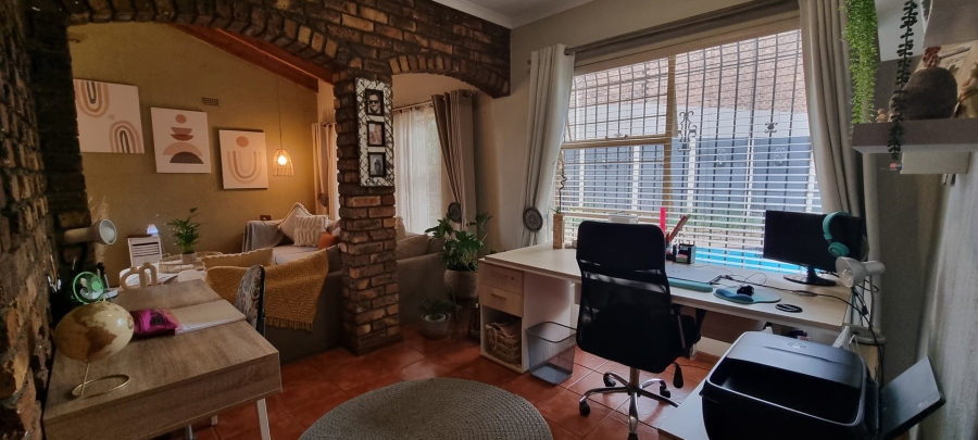 3 Bedroom Property for Sale in Sunward Park Gauteng