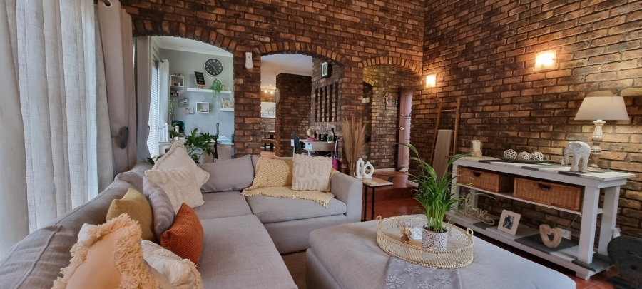 3 Bedroom Property for Sale in Sunward Park Gauteng