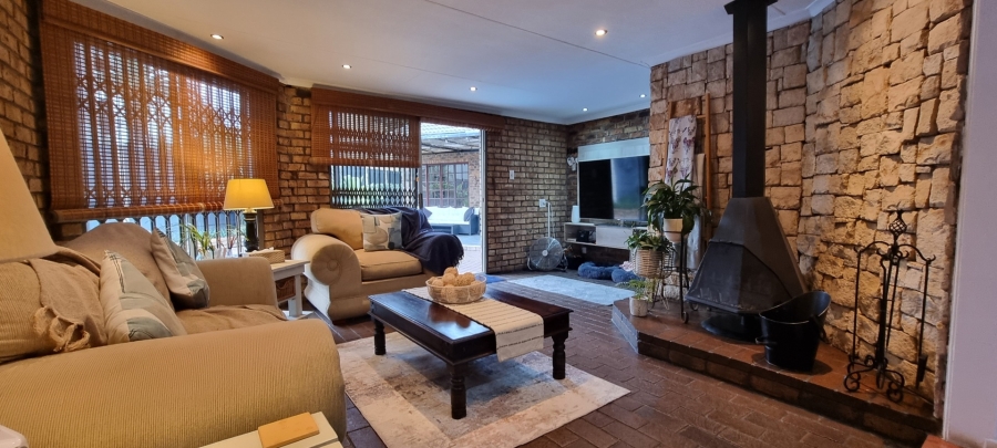 3 Bedroom Property for Sale in Sunward Park Gauteng