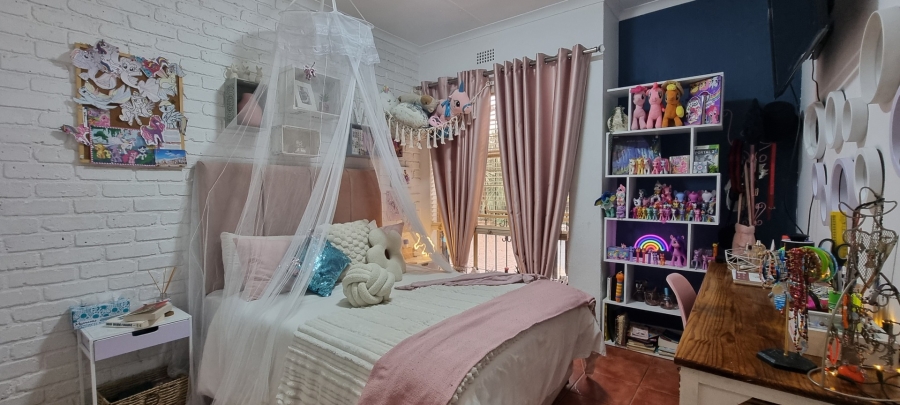 3 Bedroom Property for Sale in Sunward Park Gauteng