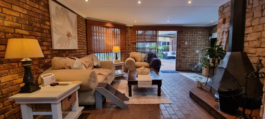 3 Bedroom Property for Sale in Sunward Park Gauteng