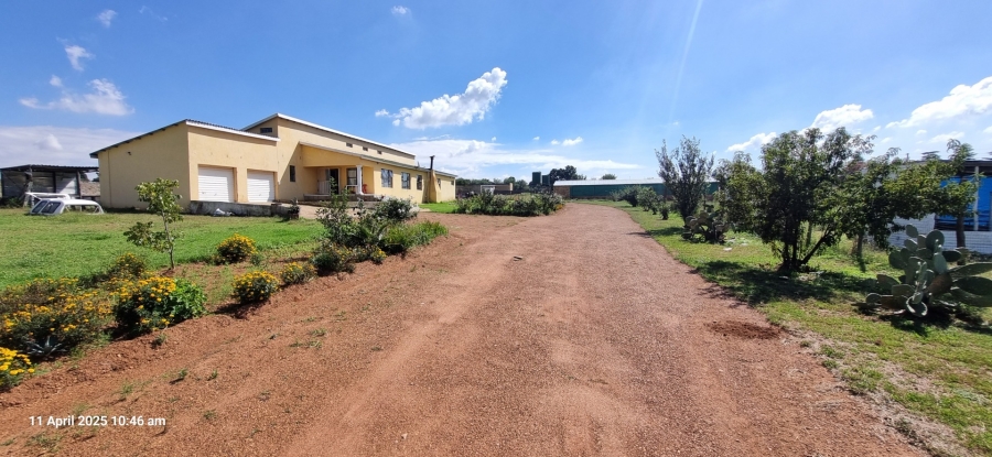 4 Bedroom Property for Sale in Homestead Apple Orchards Gauteng