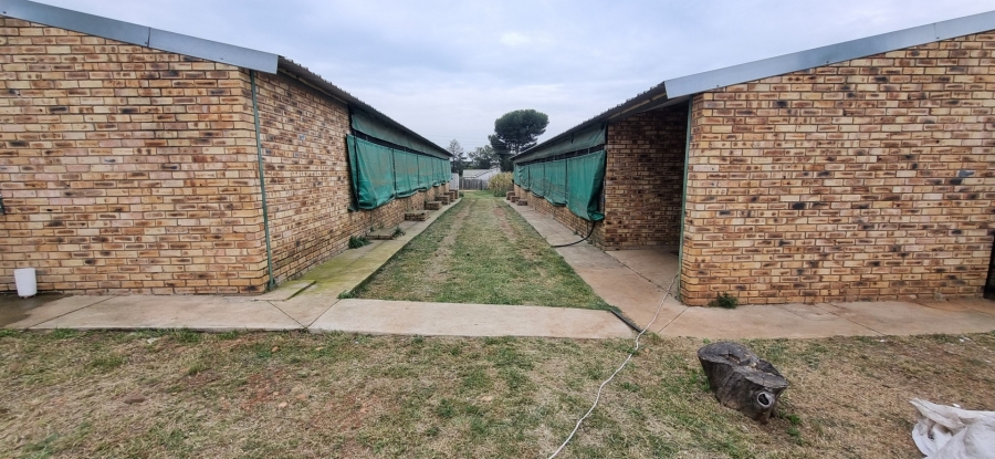 4 Bedroom Property for Sale in Homestead Apple Orchards Gauteng