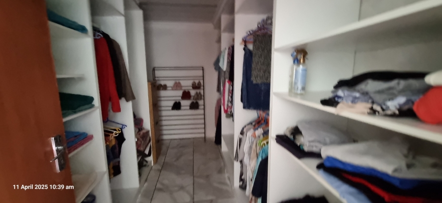4 Bedroom Property for Sale in Homestead Apple Orchards Gauteng