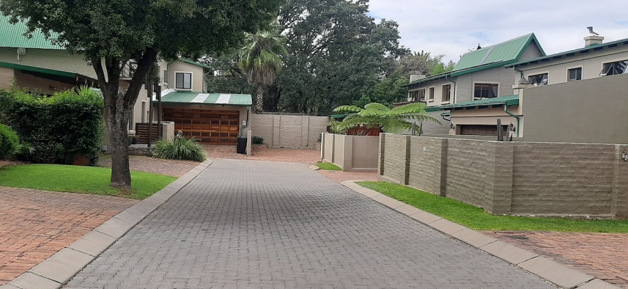 3 Bedroom Property for Sale in Glen Marais Gauteng