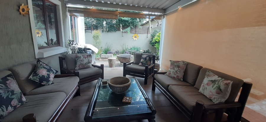 3 Bedroom Property for Sale in Glen Marais Gauteng