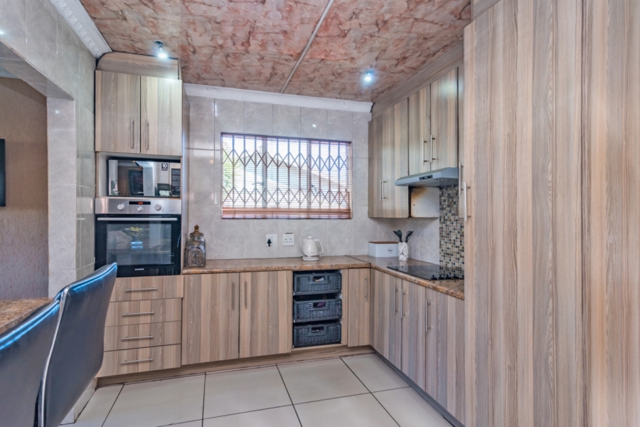 3 Bedroom Property for Sale in Quellerie Park Gauteng