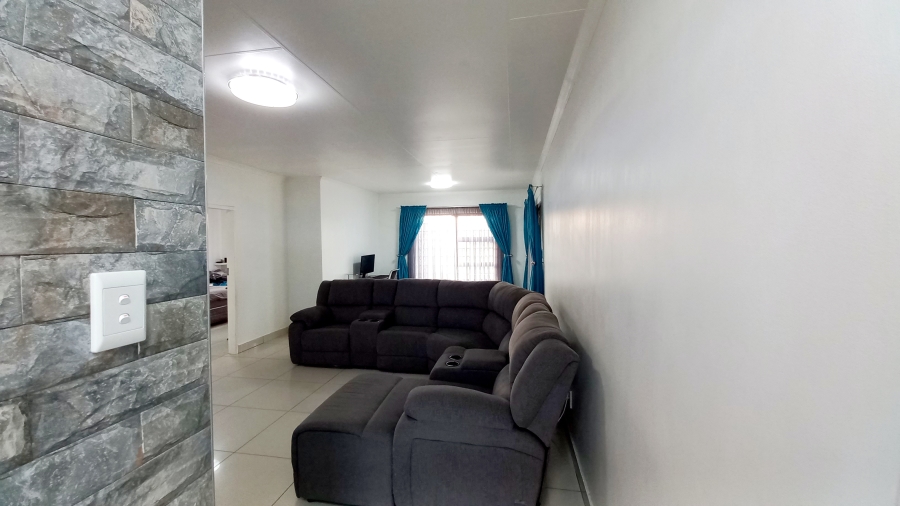 2 Bedroom Property for Sale in Parkrand Gauteng