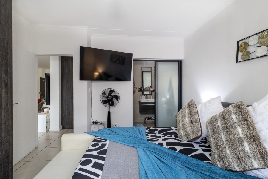 3 Bedroom Property for Sale in Greenstone Hill Gauteng