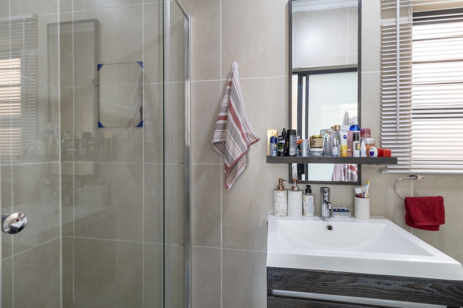 3 Bedroom Property for Sale in Greenstone Hill Gauteng