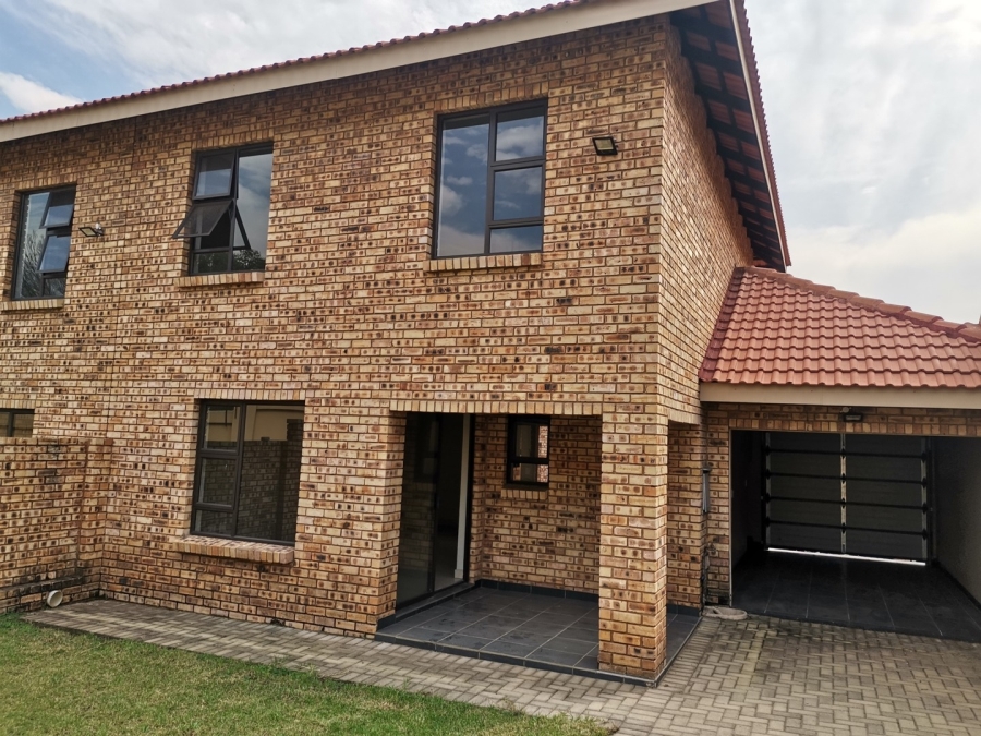 2 Bedroom Property for Sale in Elandshaven Gauteng