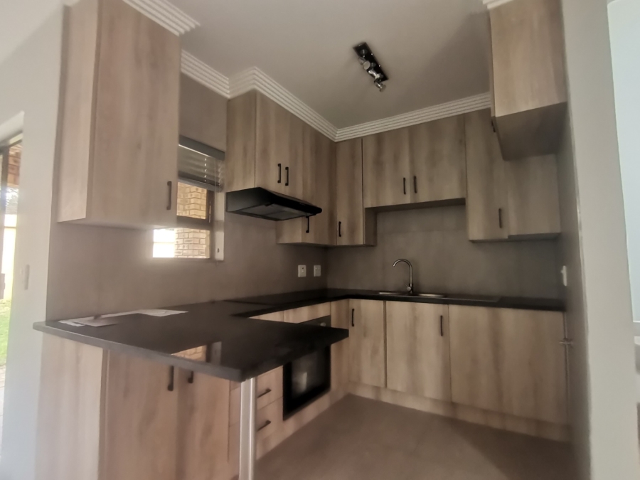 2 Bedroom Property for Sale in Elandshaven Gauteng