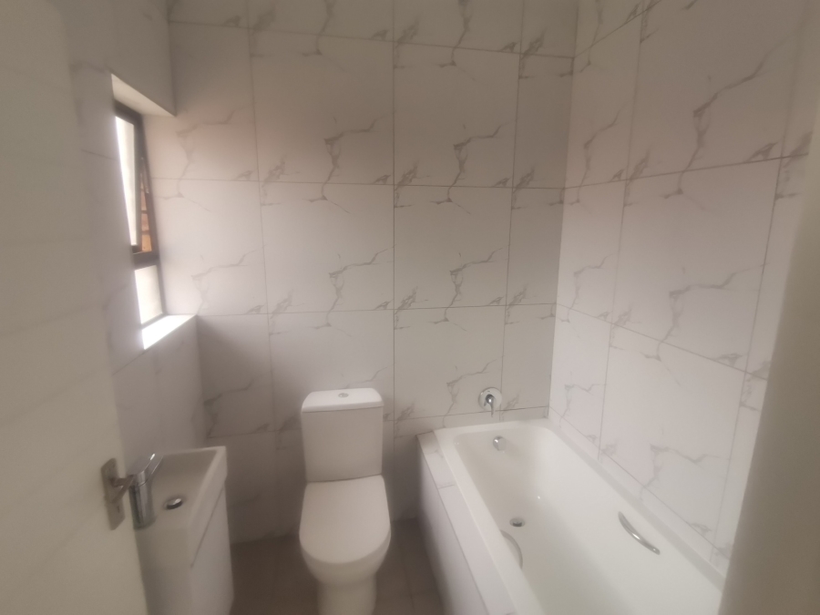 2 Bedroom Property for Sale in Elandshaven Gauteng