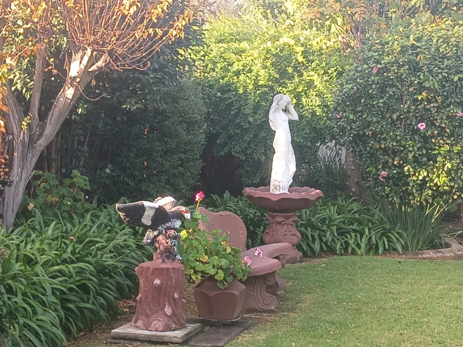 4 Bedroom Property for Sale in Selection Park Gauteng