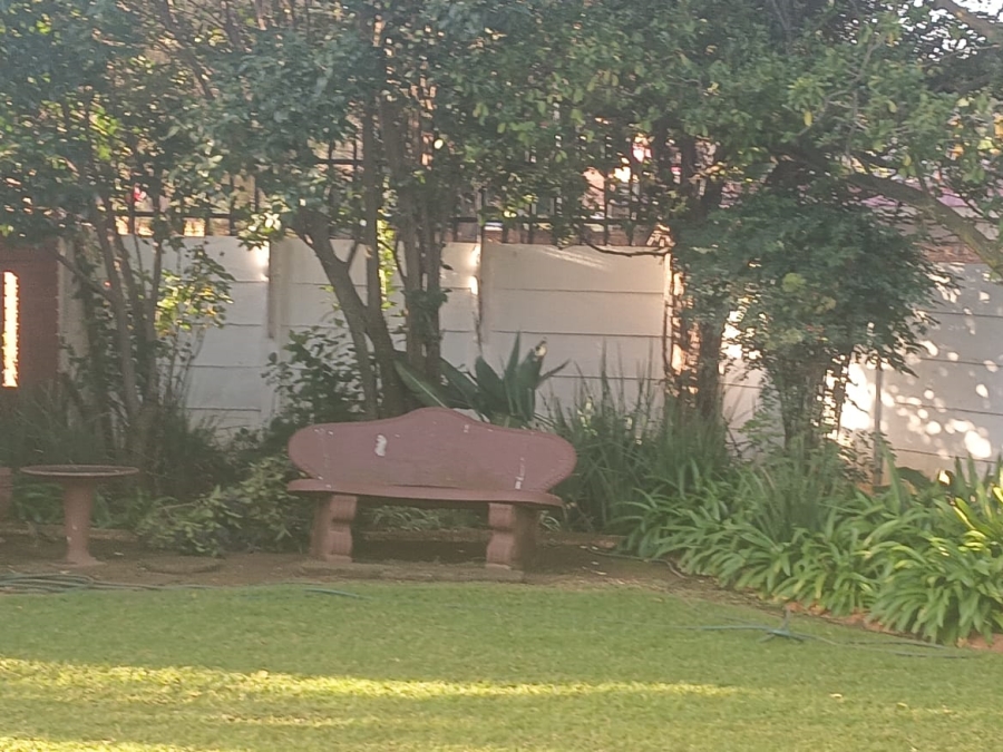 4 Bedroom Property for Sale in Selection Park Gauteng