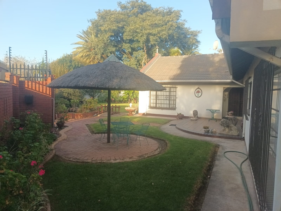 4 Bedroom Property for Sale in Selection Park Gauteng